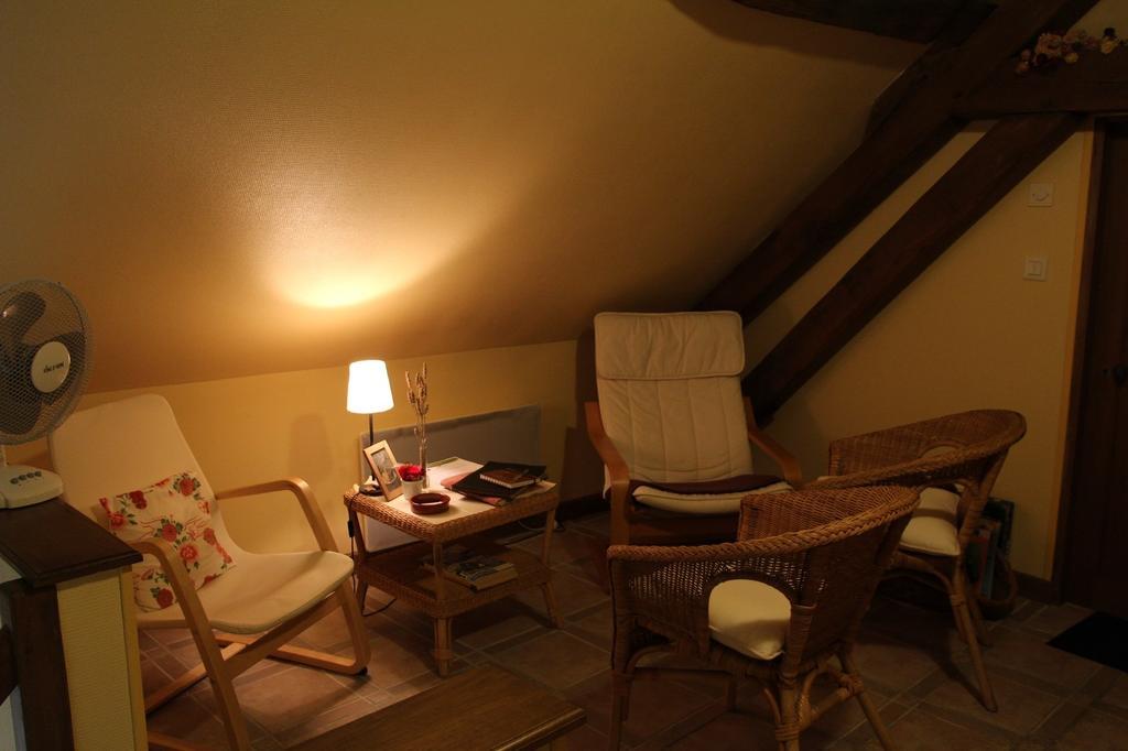 Le Clos De Chatres Oisly Dış mekan fotoğraf