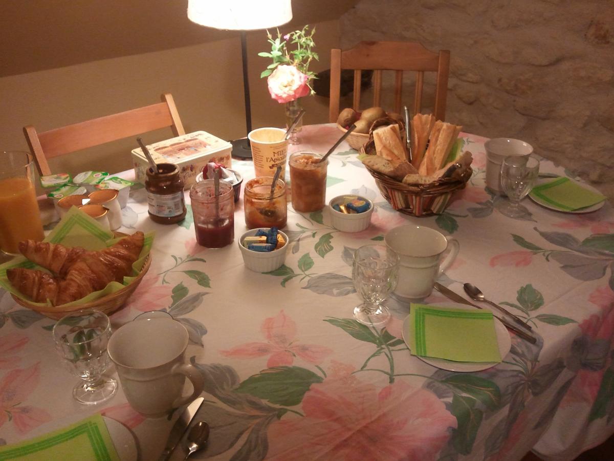 Le Clos De Chatres Oisly Dış mekan fotoğraf